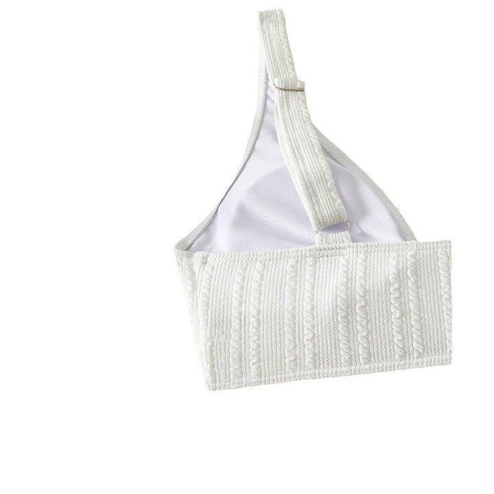 Women's Triangle Bikini with Fashionable Cut Mune Fashion