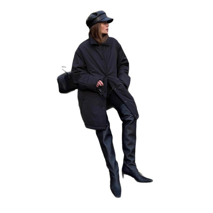 Women's transitional winter coat with minimalist quilting, high-closing collar and snap button closure Mune Fashion