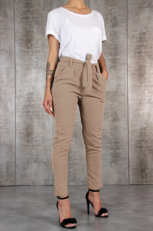 Women's fitted paperbag pants with belt and slim leg Mune Fashion