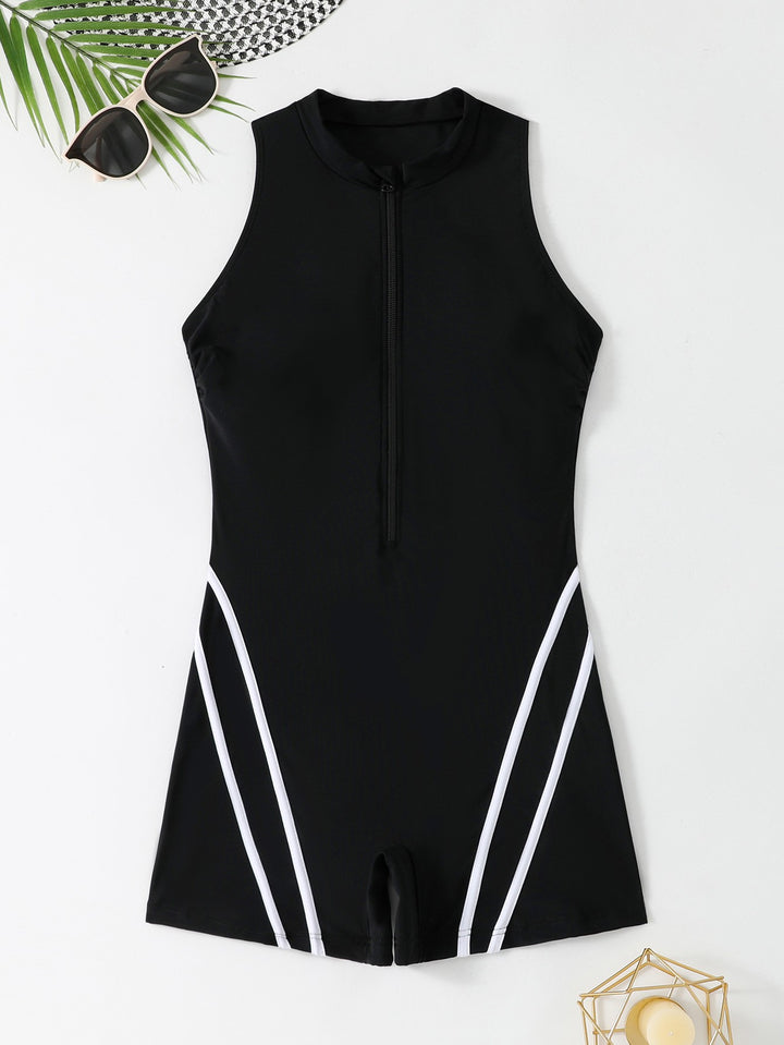 Women's sporty jumpsuit with zipper and figure-hugging cut Mune Fashion