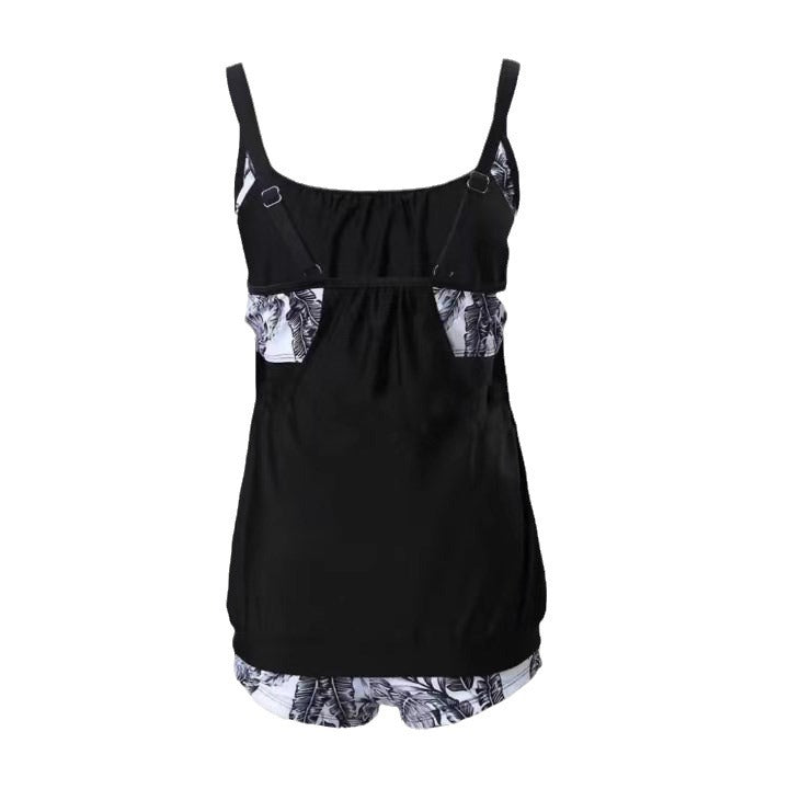 Damen Tankini-Set mit floralem Oberteil und sportlichen Shorts Echo Archiv