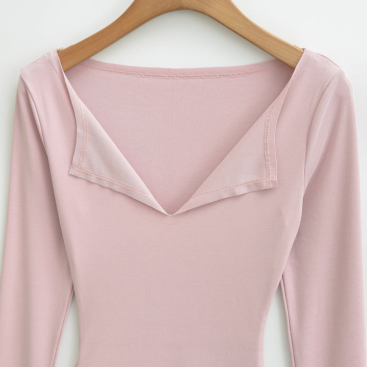 Women's fitted ribbed knit long sleeve with deep V-neck and collar trim Mune Fashion