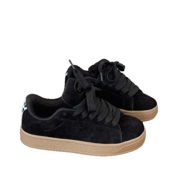 Women's sneaker made of soft suede with non-slip sole Mune Fashion