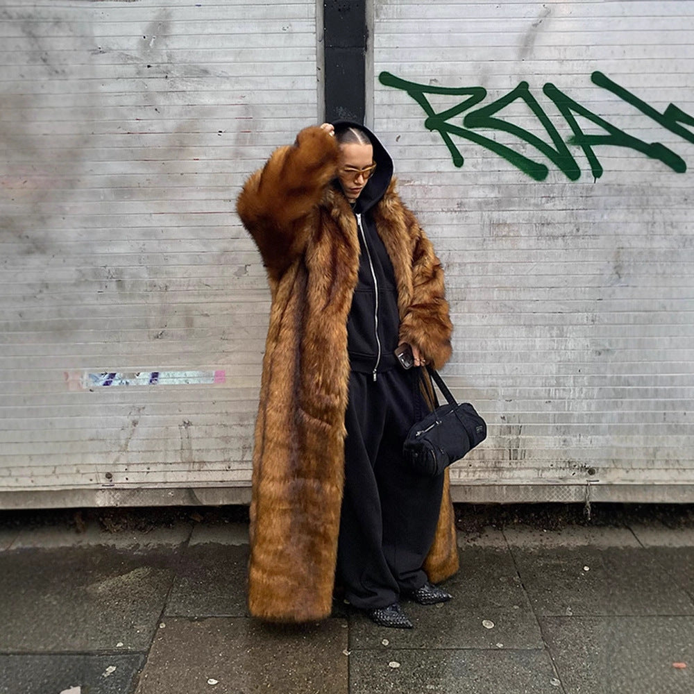 Women's Oversize Faux Fur Coat with Hood and Luxurious Fur Look Mune Fashion