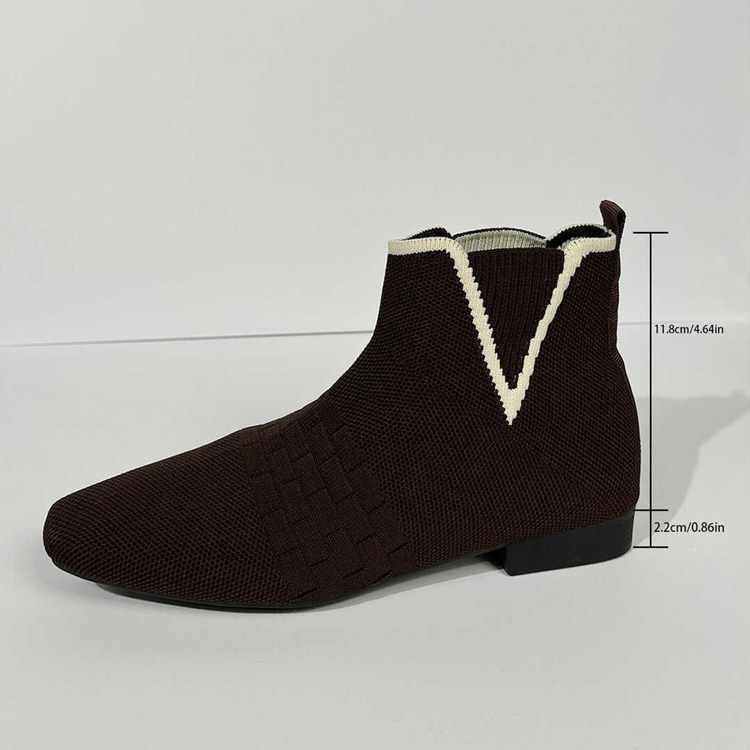 Women's knitted sock ankle boot with elastic V-insert, pull tab and flat block heel Mune Fashion