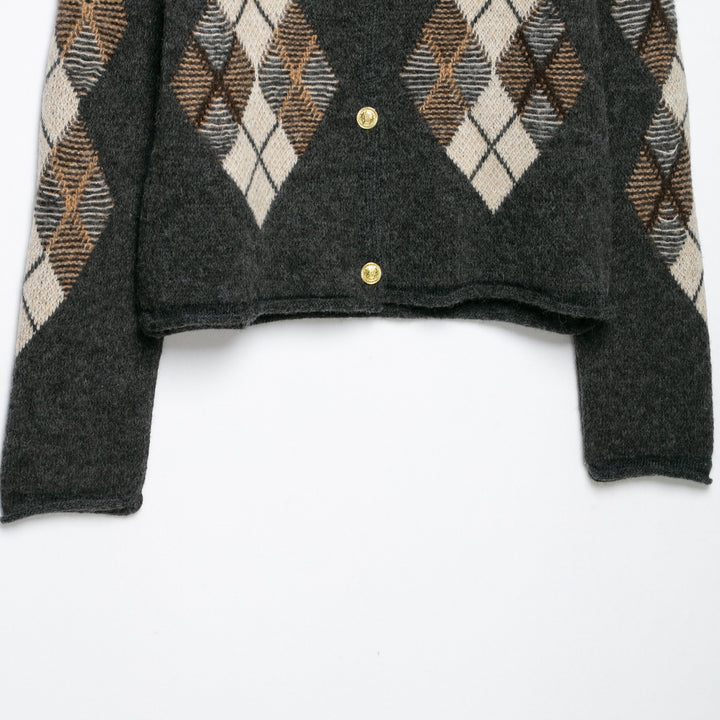 Women's Short-Cut Argyle Cardigan in Retro Knit with Golden Decor Buttons Mune Fashion
