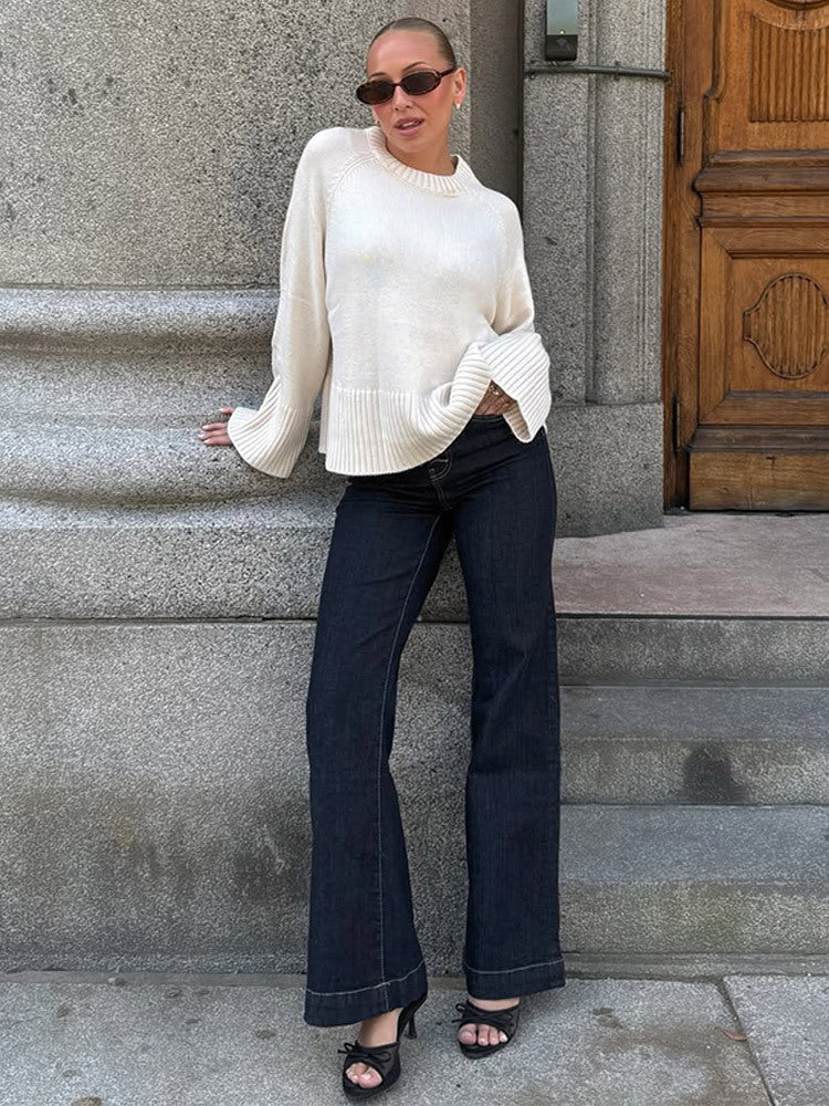 Women's oversized knit sweater with wide ribbed hem and trumpet sleeves Mune Fashion