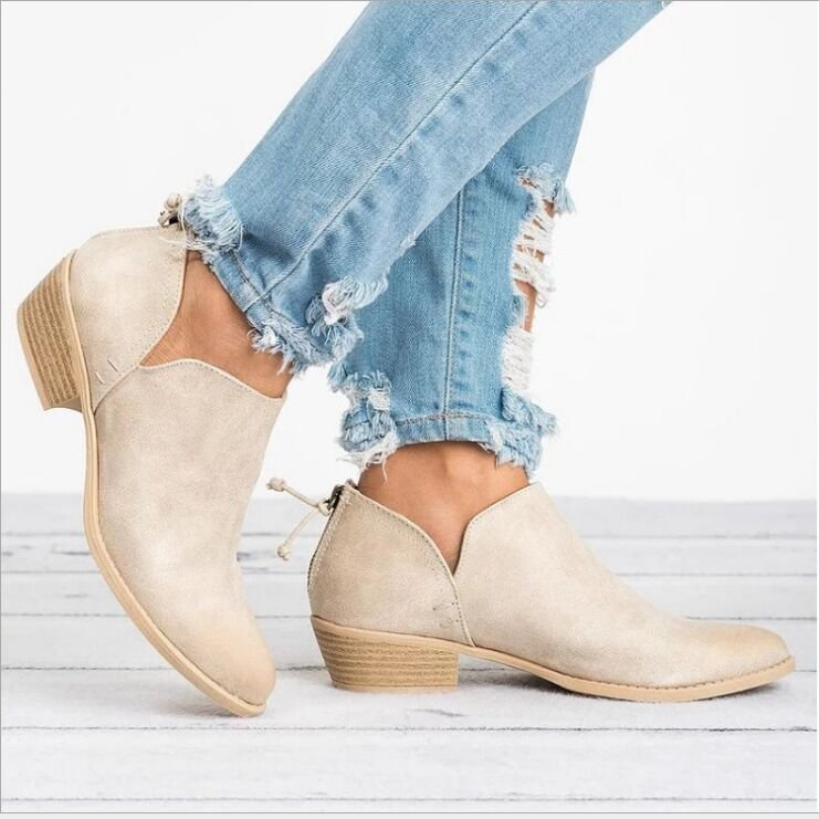 Ladies nan elegant short ankle boots made of suede imitation with concealed zipper at the heel and padded comfort insole Mune Fashion