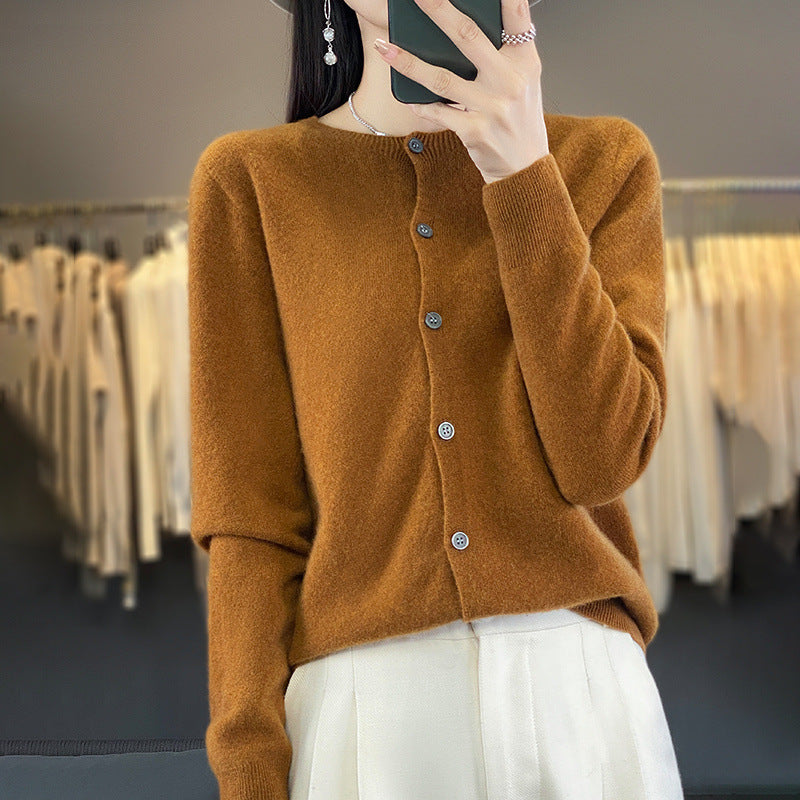 Women Lightweight Fine Knit Cardigan with Cashmere Look, Round Neckline and Hidden Button Placket Mune Fashion