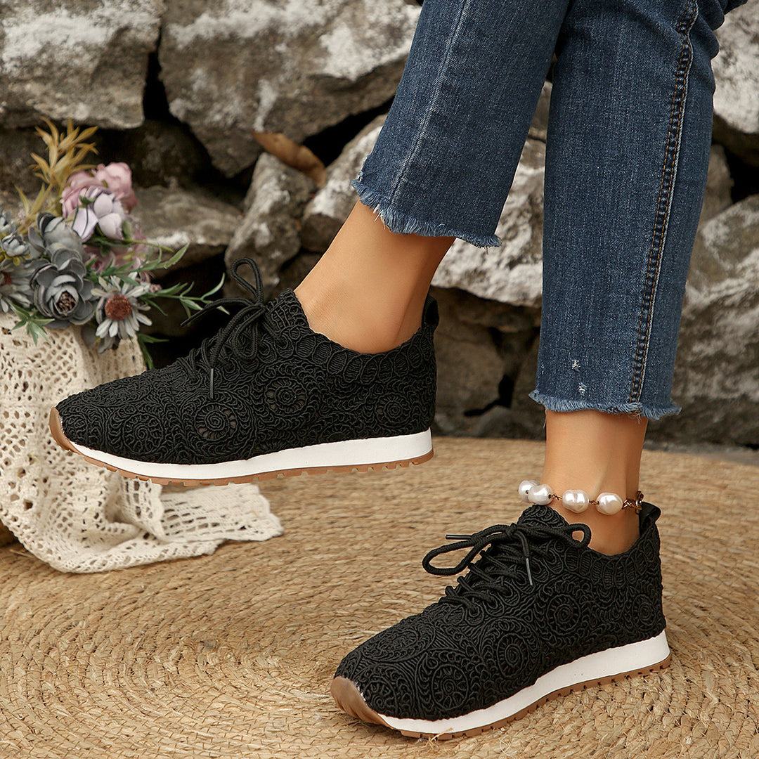 Women's knitted slip-on platform sneakers with breathable upper material and padded comfort insole Mune Fashion
