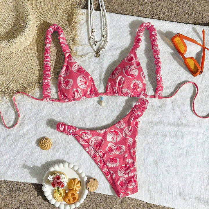 Women's Triangle Bikini with Cheerful Leaf Pattern Mune Fashion