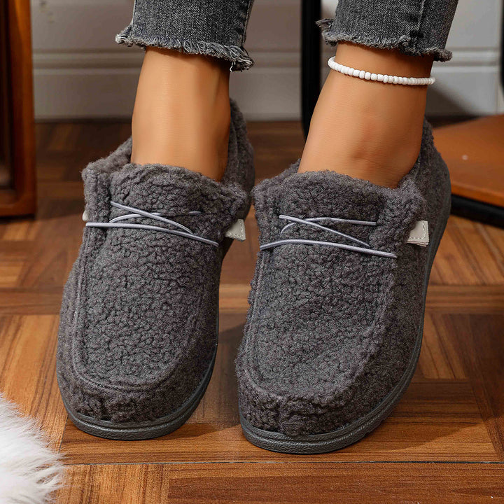Ladies Cozy Sherpa Slippers with Flexible Rubber Outsole Mune Fashion