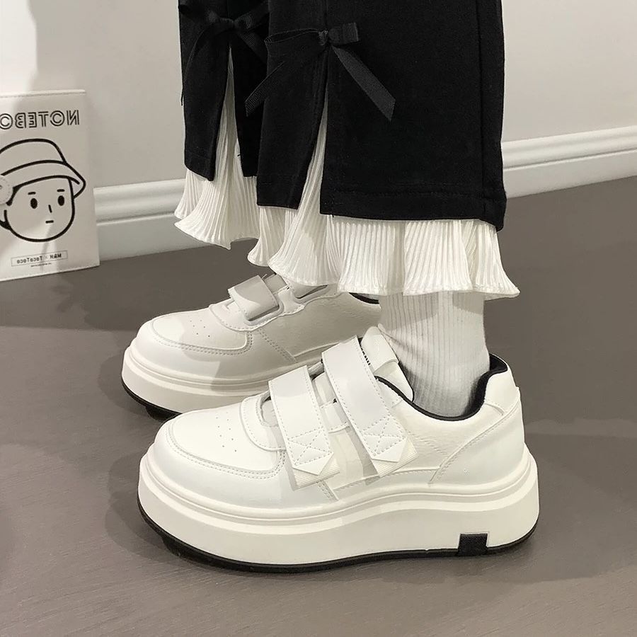 Women High-Quality Platform Sneakers with Practical Velcro Closure and Luxurious Comfort Mune Fashion