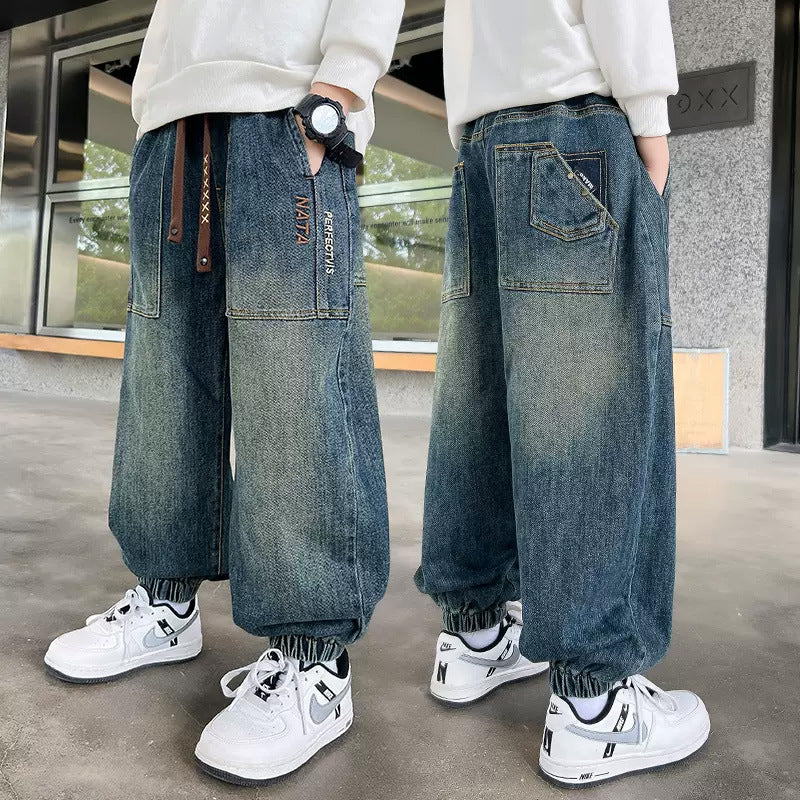 Unisex wide denim pants with elastic cuffs and large pockets Mune Fashion