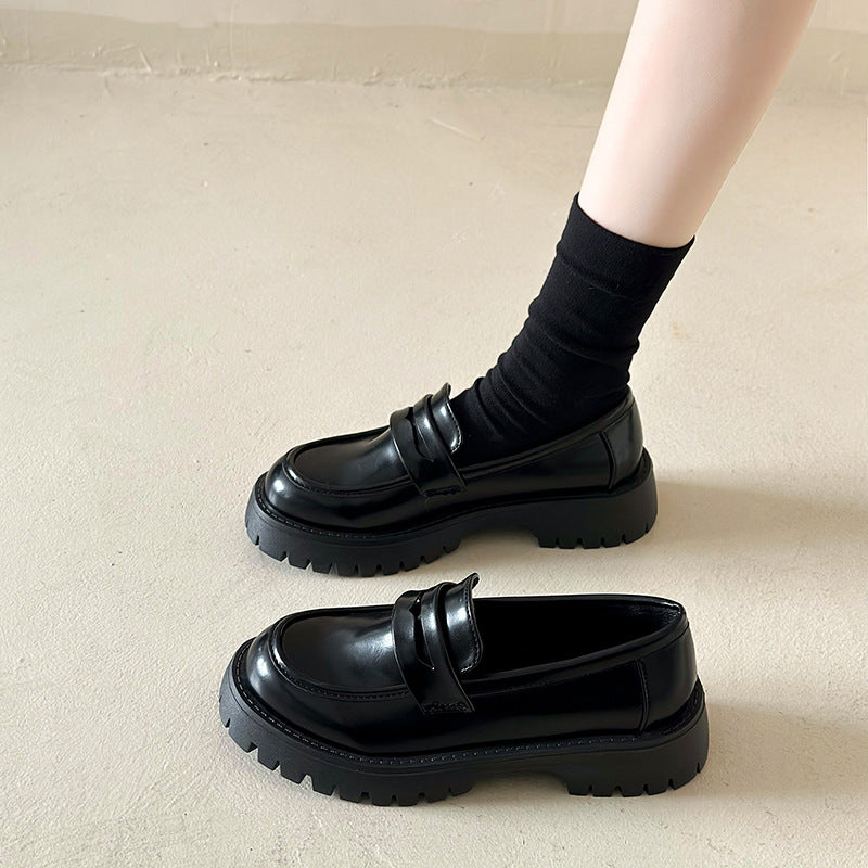 Women's platform loafer with profiled sole and suede look Mune Fashion