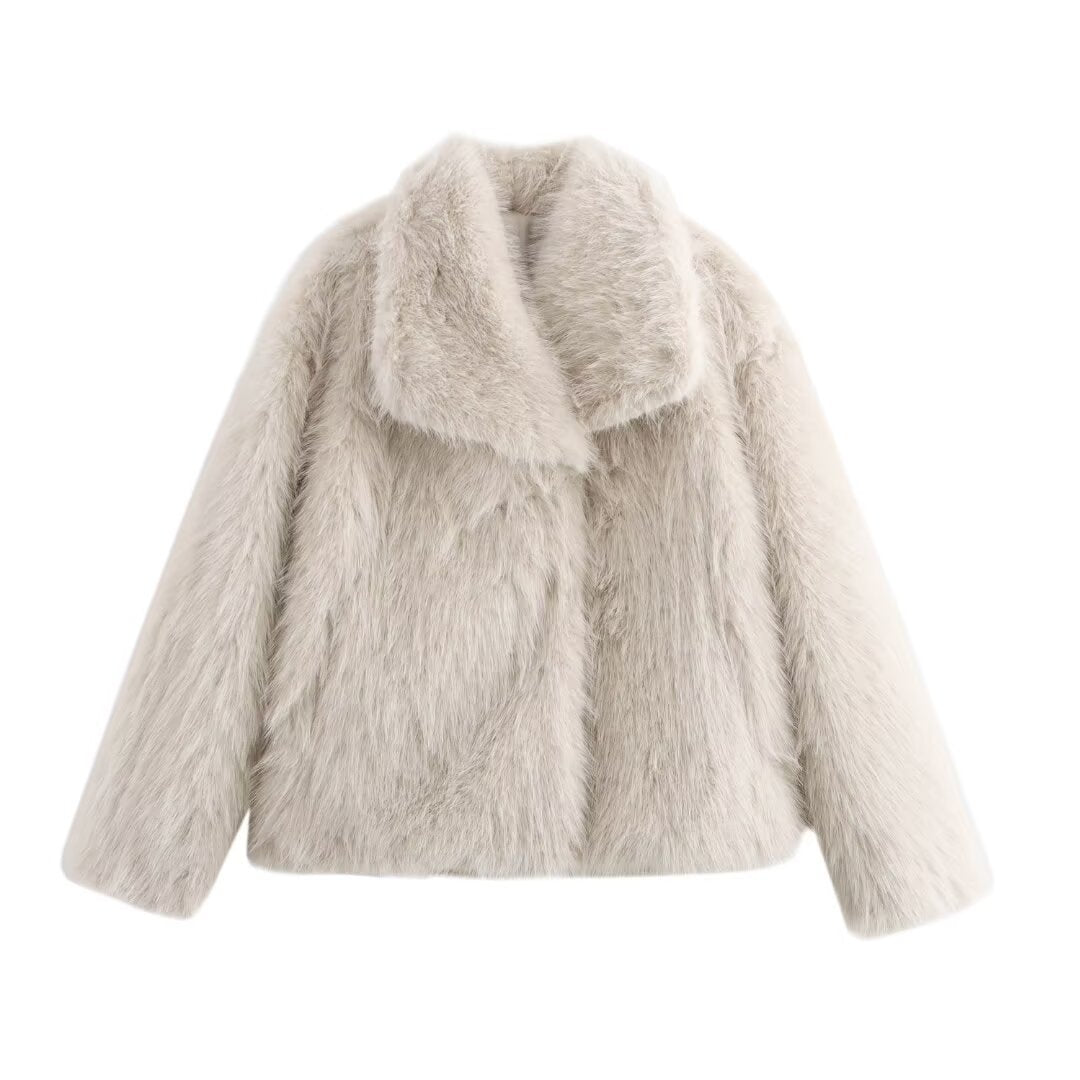 Ladies Short-Cut Faux-Fur Coat with Voluminous Shawl Collar and Straight Cut Mune Fashion