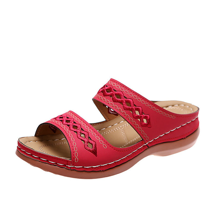 Women's comfort sandals with double strap, embroidery and padded footbed Mune Fashion