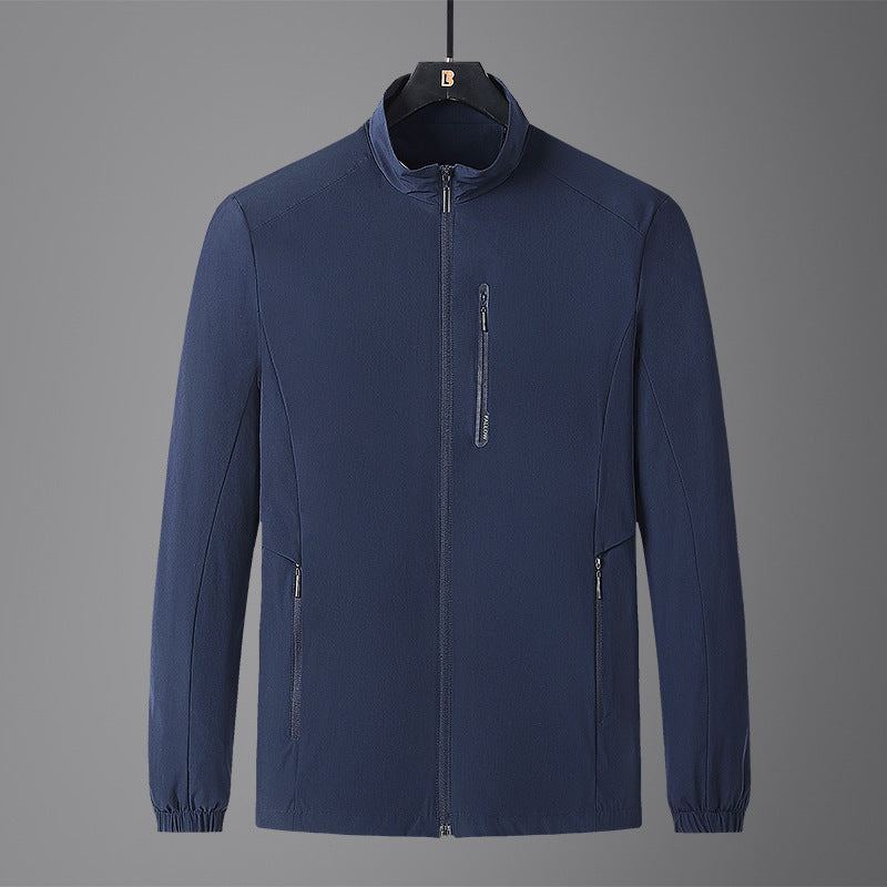 Men's Lightweight Softshell Jacket with Stand-Up Collar, Wind and Water-Repellent Surface, and Zipper Pockets Mune Fashion