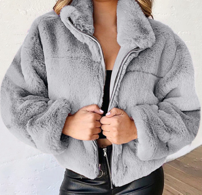 Women nan short cozy faux fur jacket with stand-up collar and zipper Mune Fashion