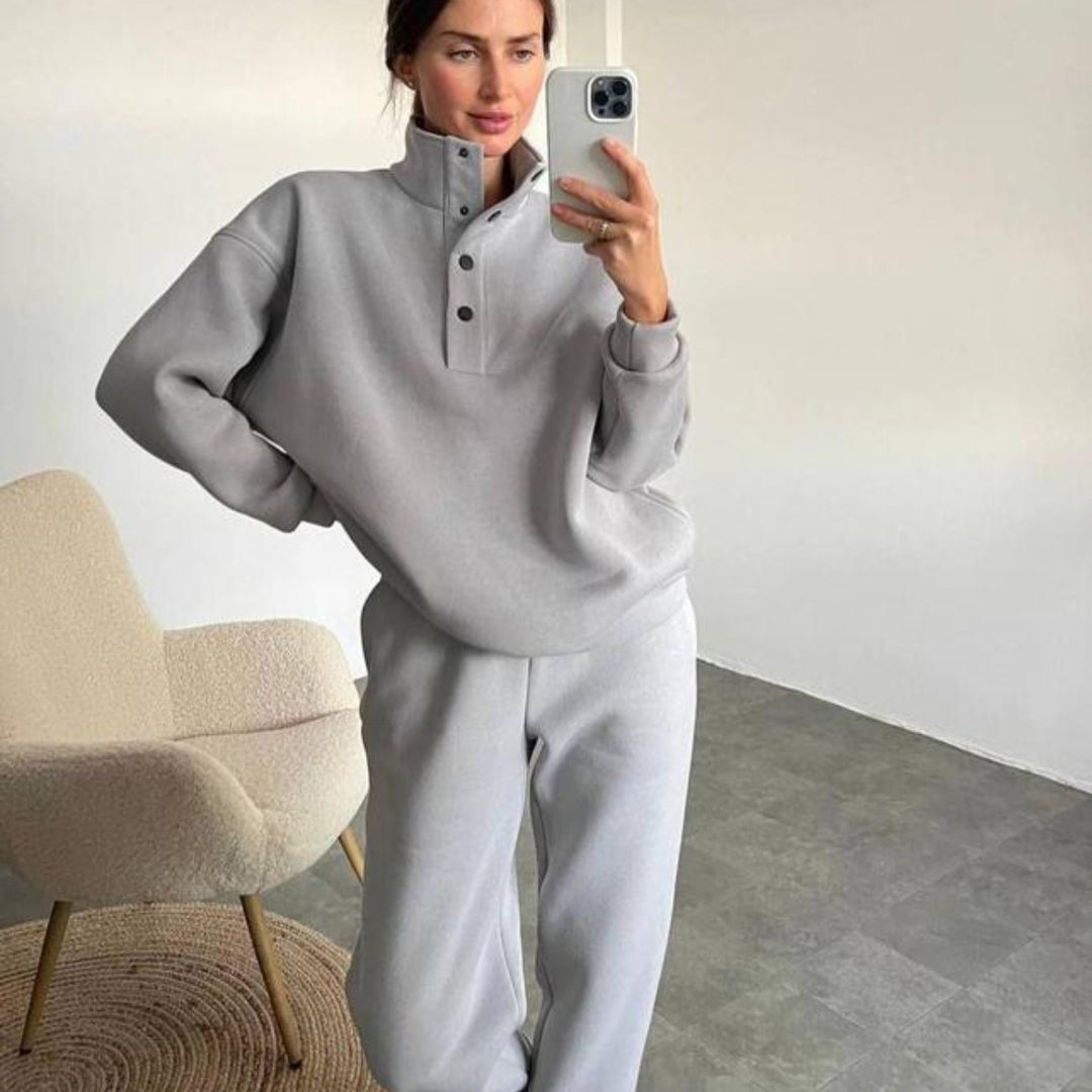 Women's cozy oversized fleece set with standing collar and jogger Mune Fashion