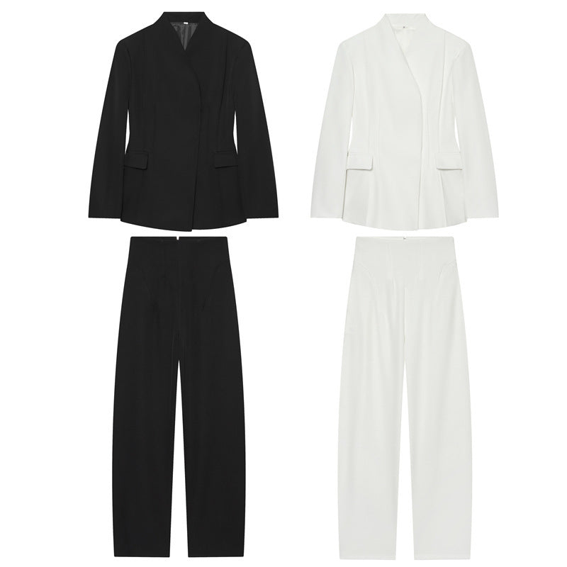 Women Tailored Collarless Blazer with Patch Pockets and Fine Dart Seam Mune Fashion