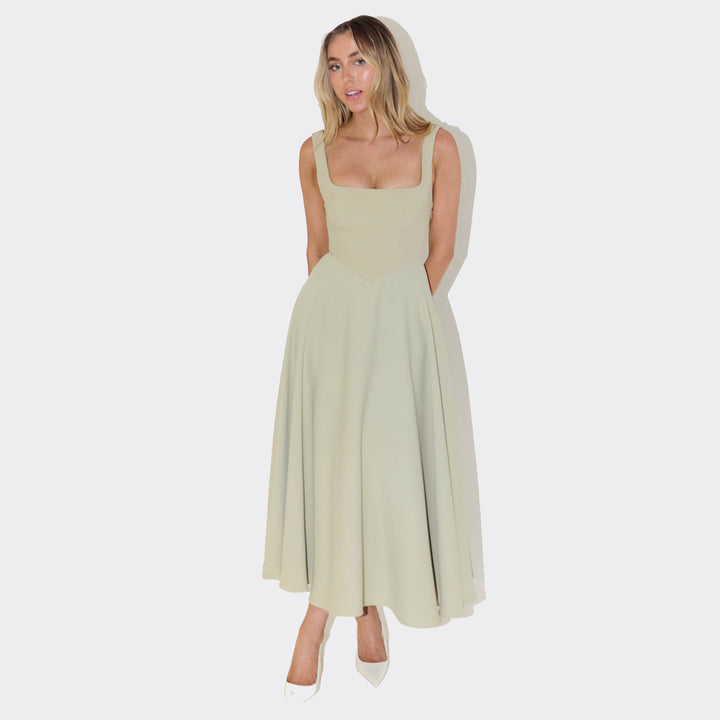 Maxi dress A-line with square neckline