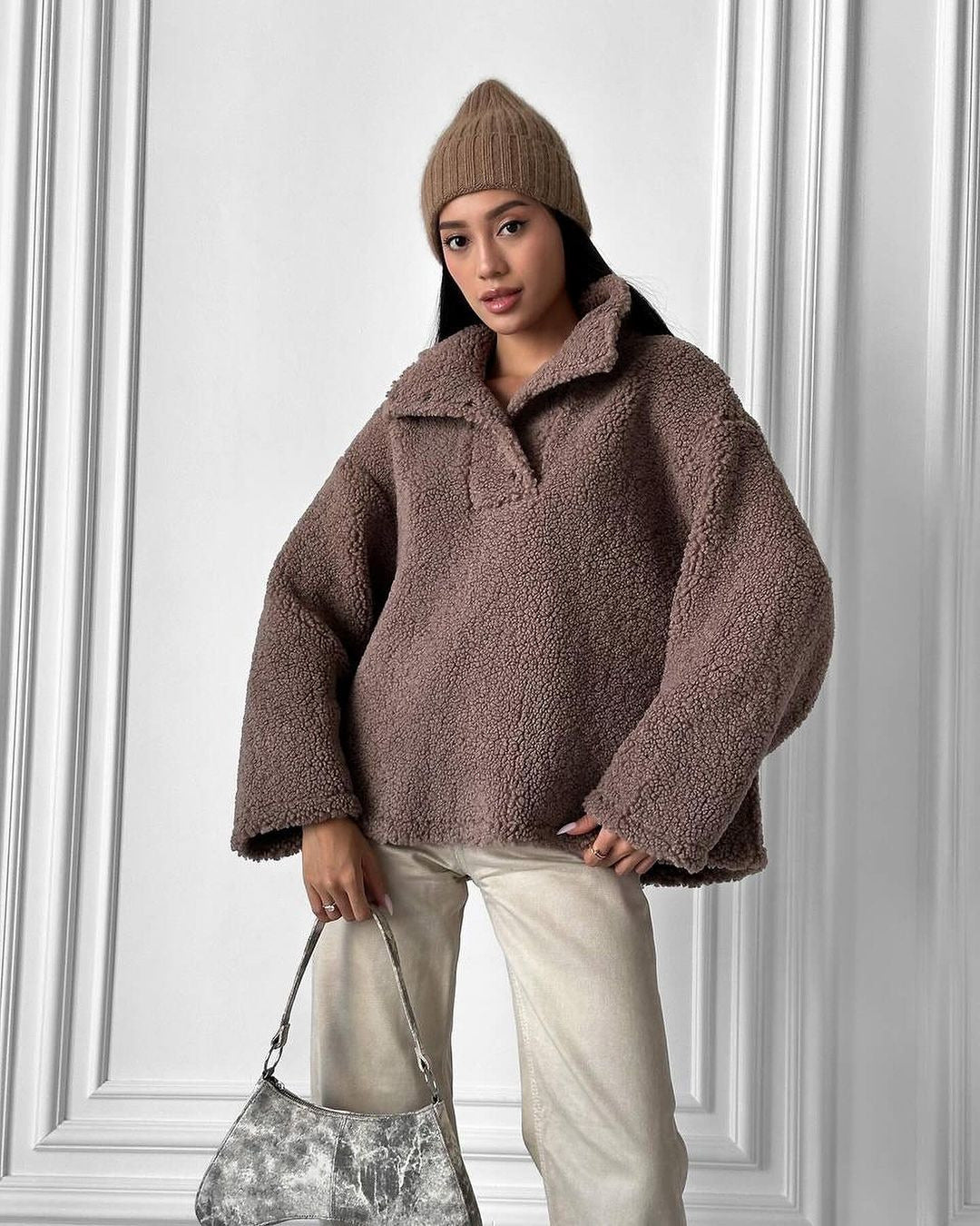Women Oversized Teddy Sweater with Half Snap Placket and Stand Collar Mune Fashion