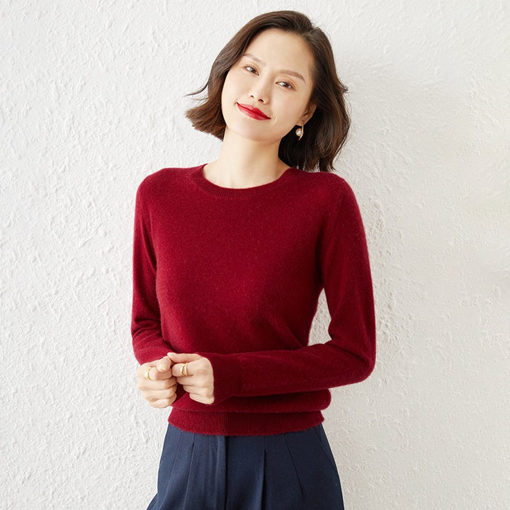 Women's Short-Cut Fine Knit Sweater with Round Neckline and Ribbed Hem Mune Fashion