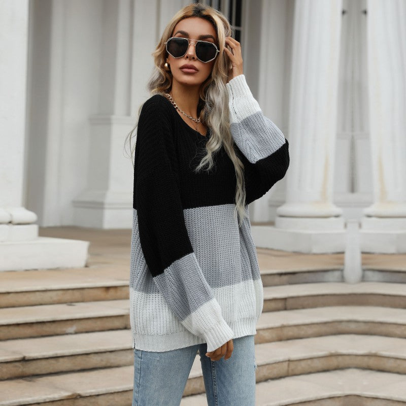 Women's Large Knitted Sweater with Gradient Mune Fashion