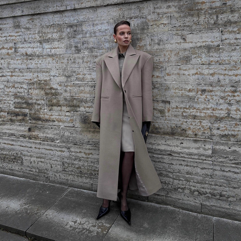 Women Maxilength Clean-Cut Wool Blend Coat with Oversized Lapels and Straight Silhouette Mune Fashion