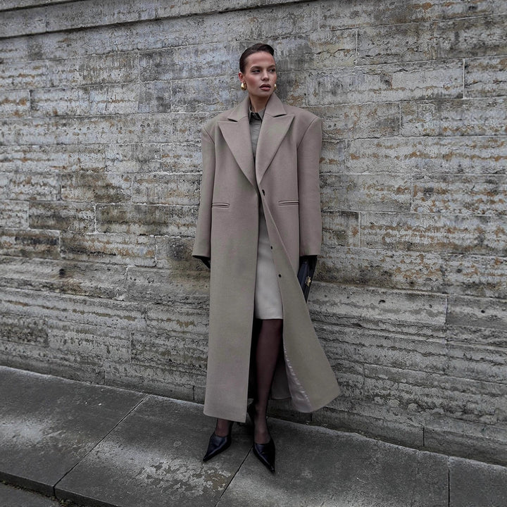 Women Maxilength Clean-Cut Wool Blend Coat with Oversized Lapels and Straight Silhouette Mune Fashion
