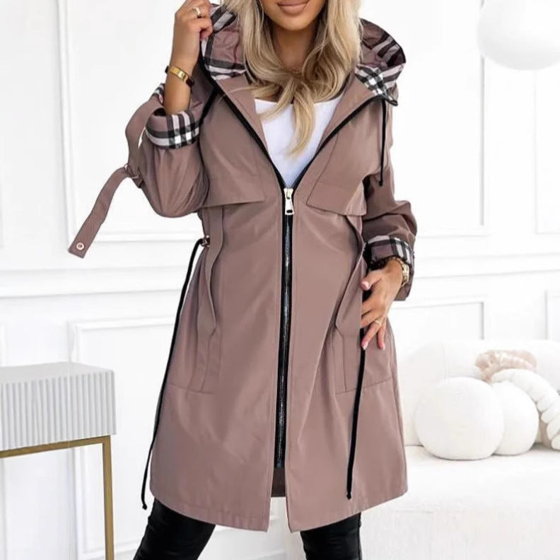 Women's tailored rain parka with hood checkered lined inner collar and drawstring Mune Fashion