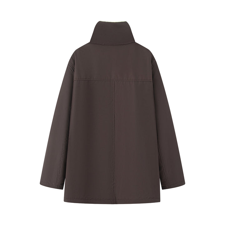 Women's oversized parka with high teddy-lined stand collar, concealed front placket and large flap pockets Mune Fashion
