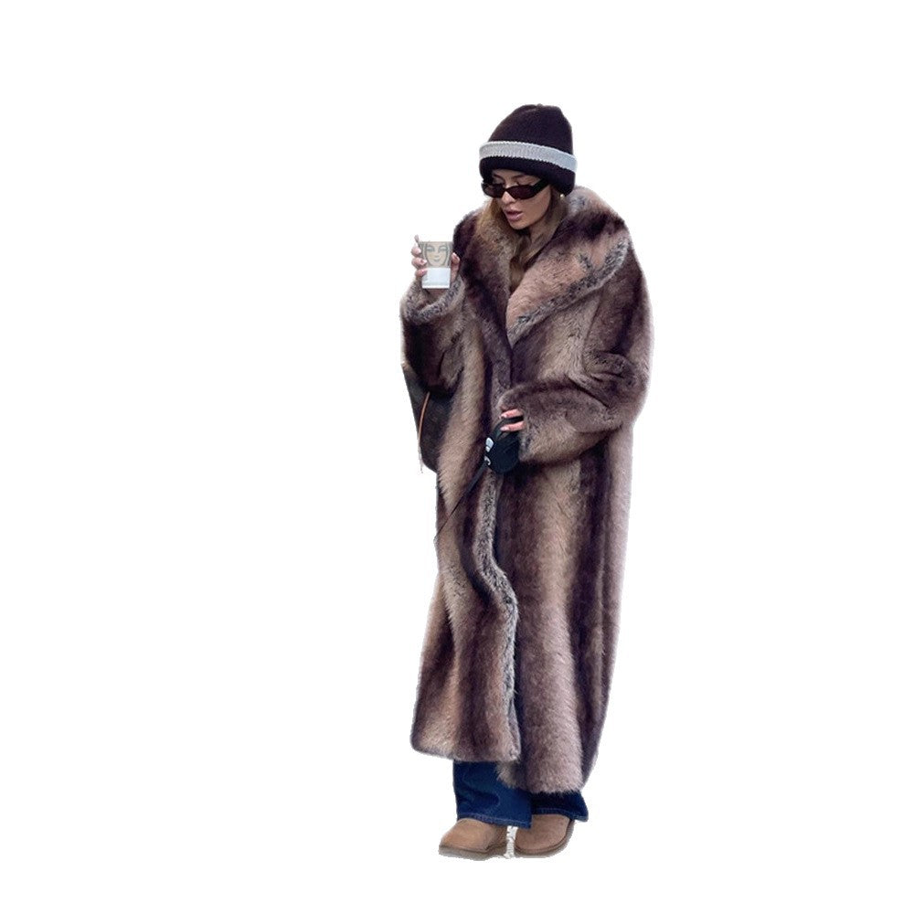 Ladies Maxilength Oversize Faux Fur Coat with Vintage Cut and Wide Lapel Collar Mune Fashion