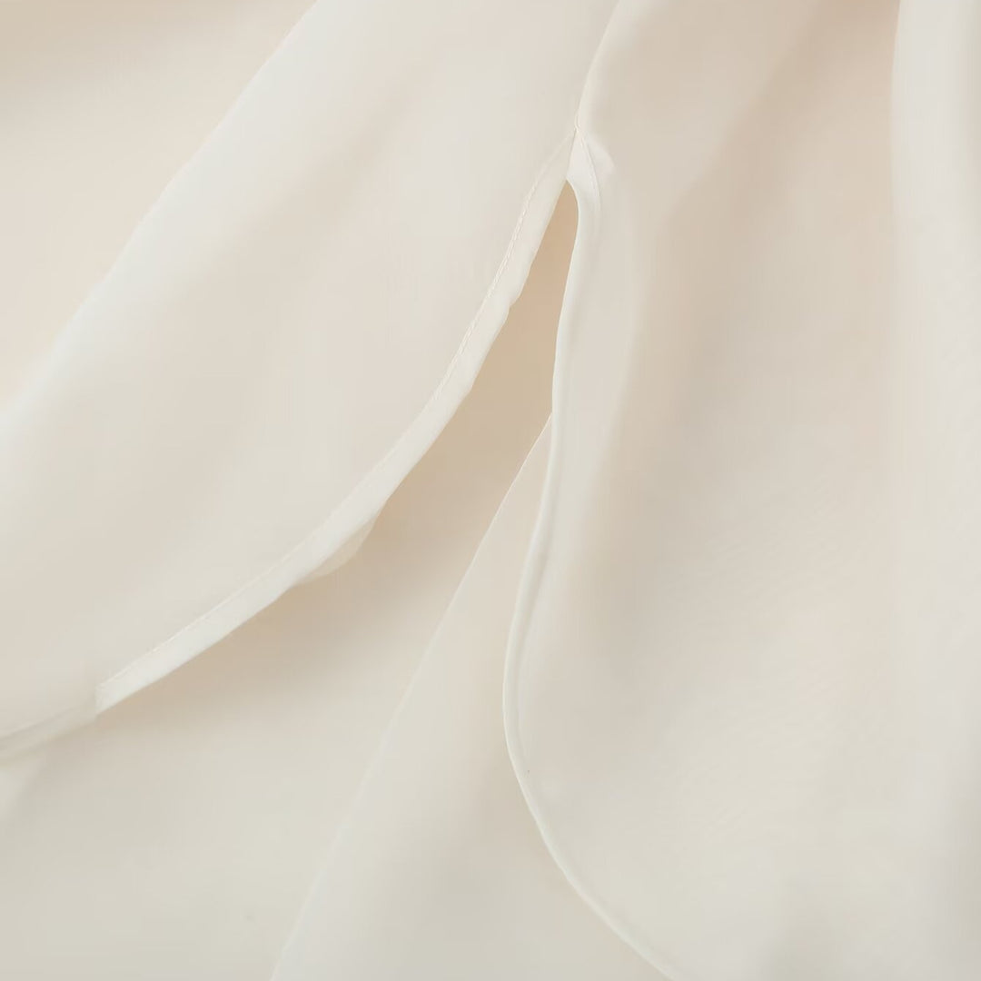 Women's sleeveless chiffon blouse with bow collar Mune Fashion