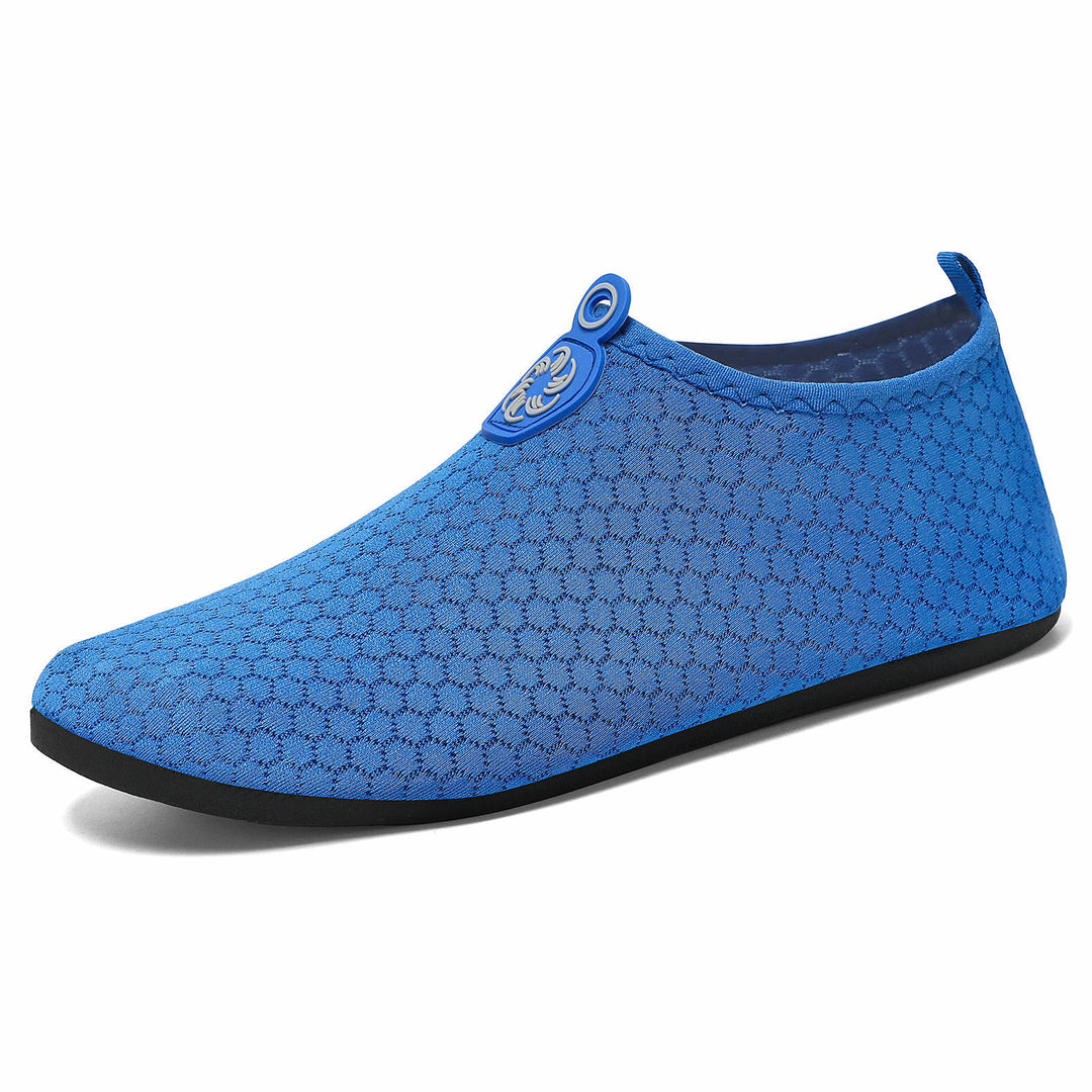 Women's lightweight knitted water shoe Slip-On with seamless sock shaft and non-slip rubber sole Mune Fashion
