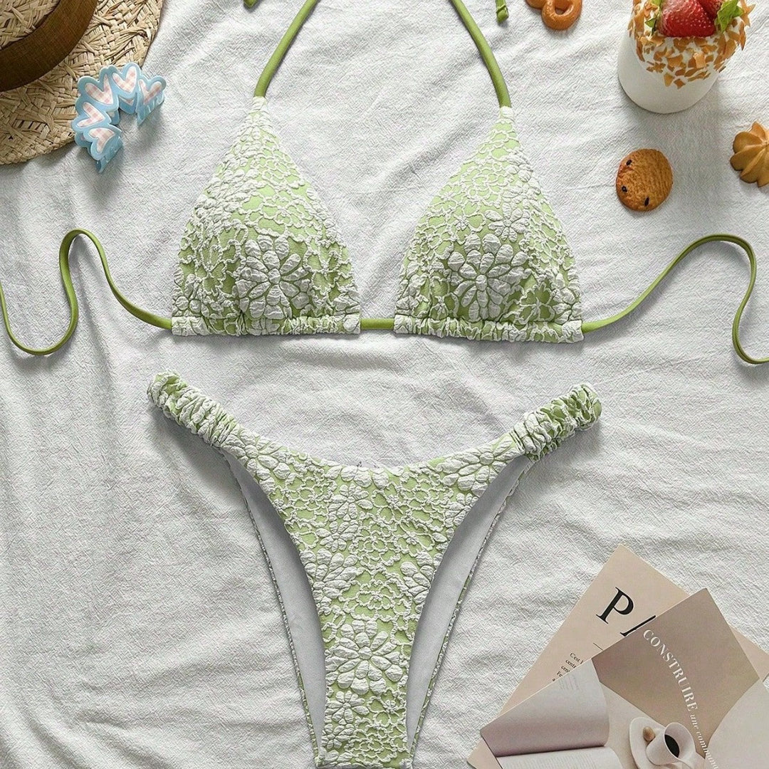 Women Flower-Decorated Triangle Bikini Mune Fashion