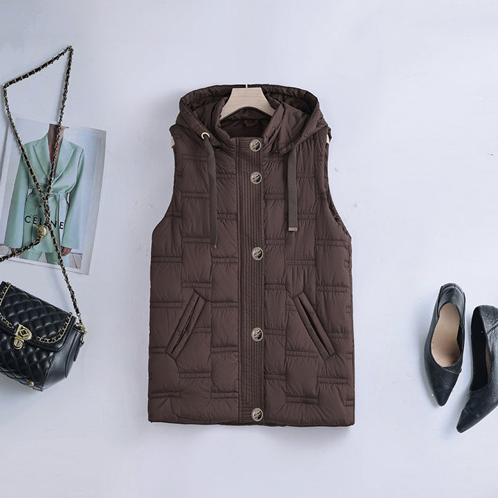 Women's quilted hooded vest with button-front and slip pockets Mune Fashion
