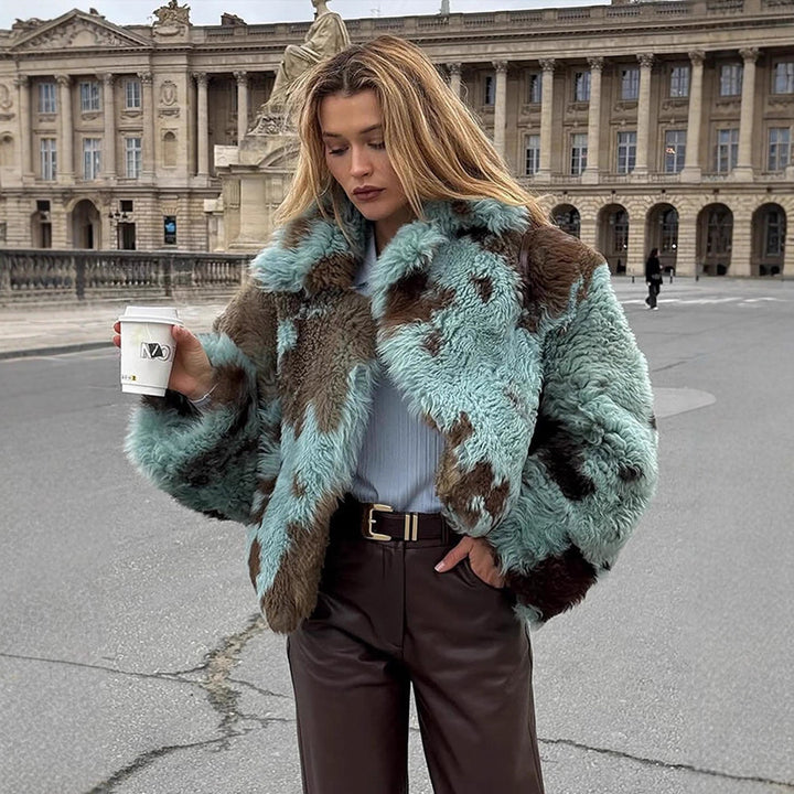 Women's Cropped Faux Fur Coat with Voluminous Shawl Collar Mune Fashion