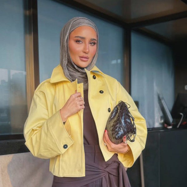 Women's Lightweight Rain Trench with Double-Breasted Closure, Boxy Oversized Silhouette and Shirt Collar Mune Fashion