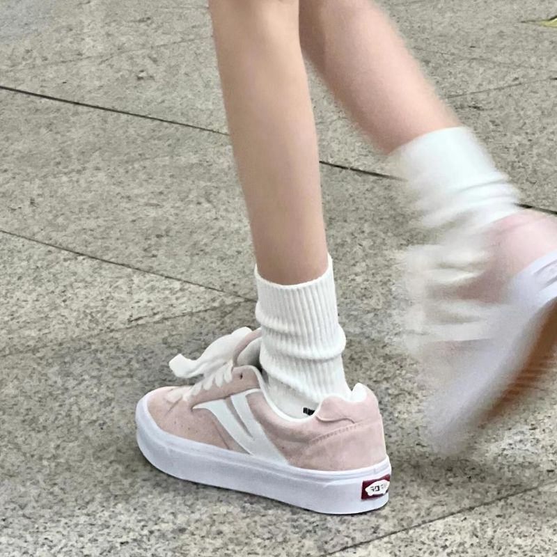 Women’s sneaker with high comfort and fashionable design Mune Fashion