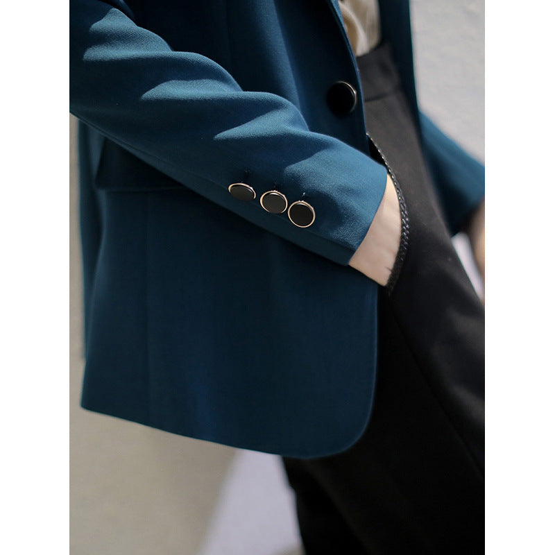 Women Elegant Blazer with Fine Cut Mune Fashion