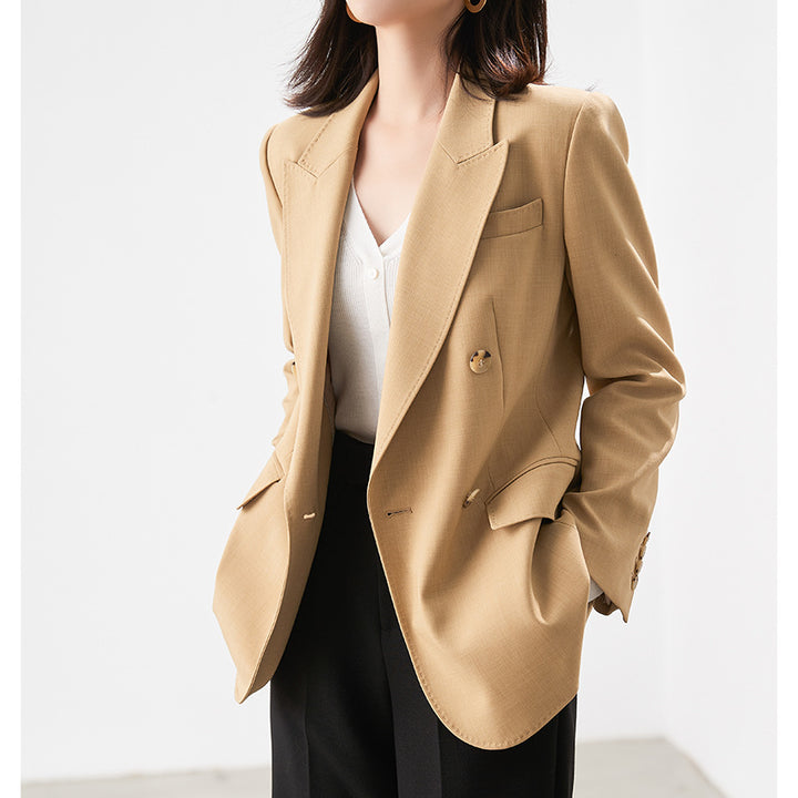 Women's Double-Breasted Structured Blazer with Distinctive Lapels and Flap Pockets Mune Fashion