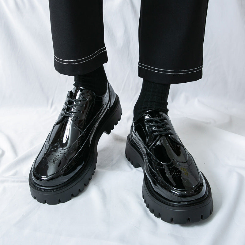 Women’s Platform Brogue Derby with distinctive profile sole and patent leather look Mune Fashion