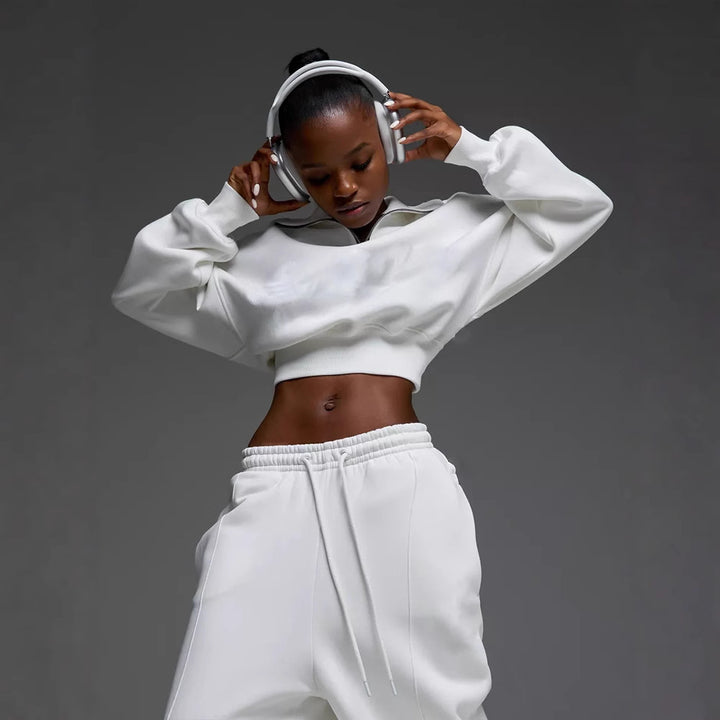 Women's short Half-Zip sweatshirt set with high-waisted wide lounge jogging pants Mune Fashion