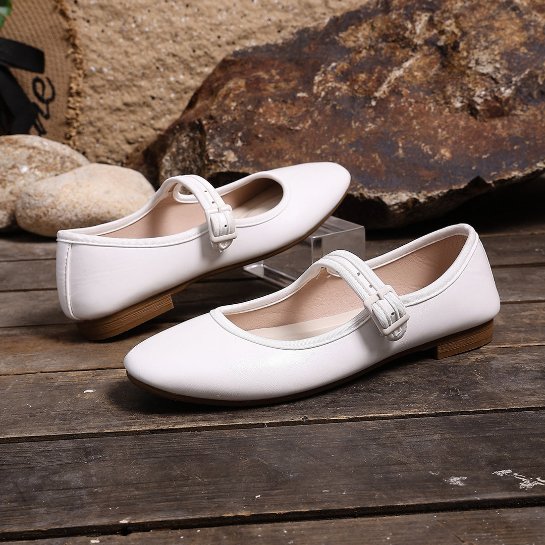 Women Classic Mary-Jane Ballet Flats with Adjustable Strap and Low Block Heel Mune Fashion