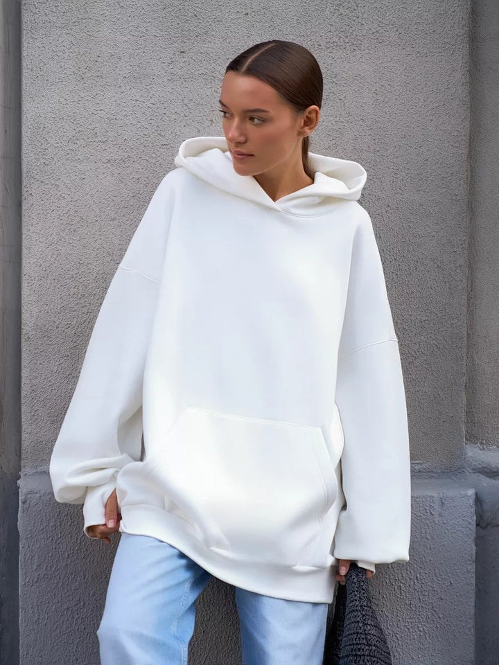 Women Oversized Hoodie with Extra Wide Cut and Kangaroo Pocket Mune Fashion