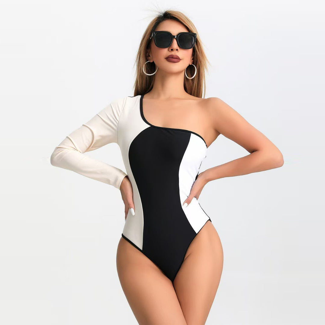 Women's Sporty Jumpsuit with Asymmetrical Cut Mune Fashion