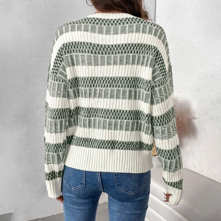 Women’s Fashionable Knitted Sweater with Block Pattern Mune Fashion
