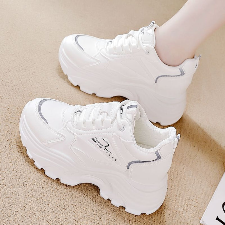Women's sporty sneakers with cushioning sole and stylish design Mune Fashion